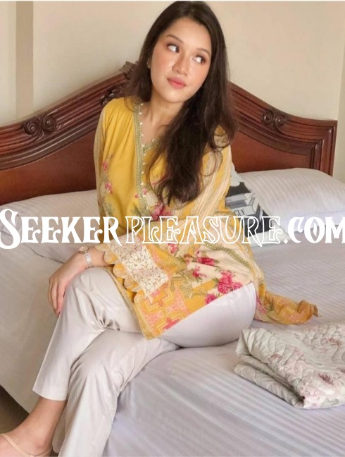 Malegaon call girls escort service  genuine Oyo room flat no in.com