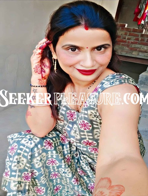 Call Girls Service Provider in Govind Puri.